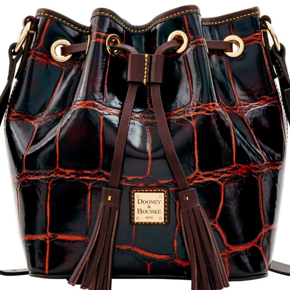 D & B Serena Crossbody In Cognac Croc 🌺NWT🌺